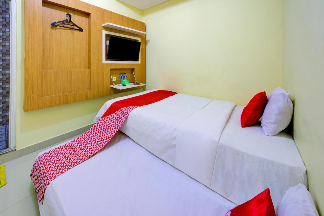 Oyo 3791 Hotel Kja Tegal  Bagian luar foto