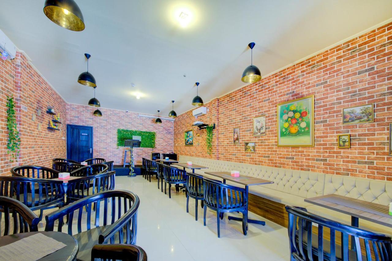 Oyo 3791 Hotel Kja Tegal  Bagian luar foto